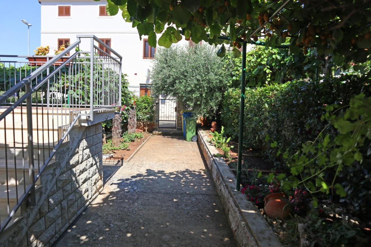 Apartman Slavko Apartamento Tar-Vabriga Exterior foto