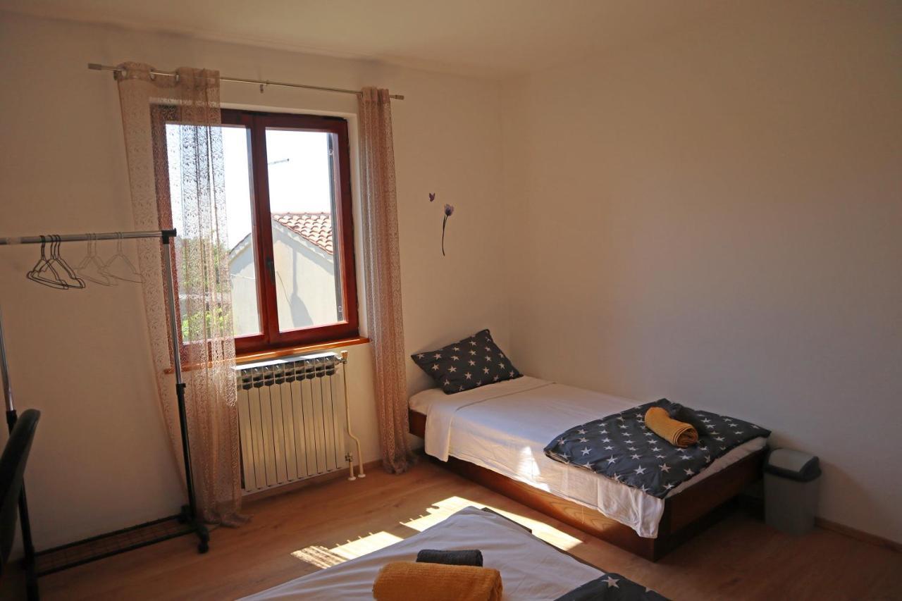 Apartman Slavko Apartamento Tar-Vabriga Exterior foto
